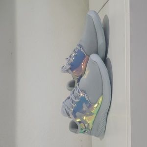 NEW BALANCE iridescent sneakers